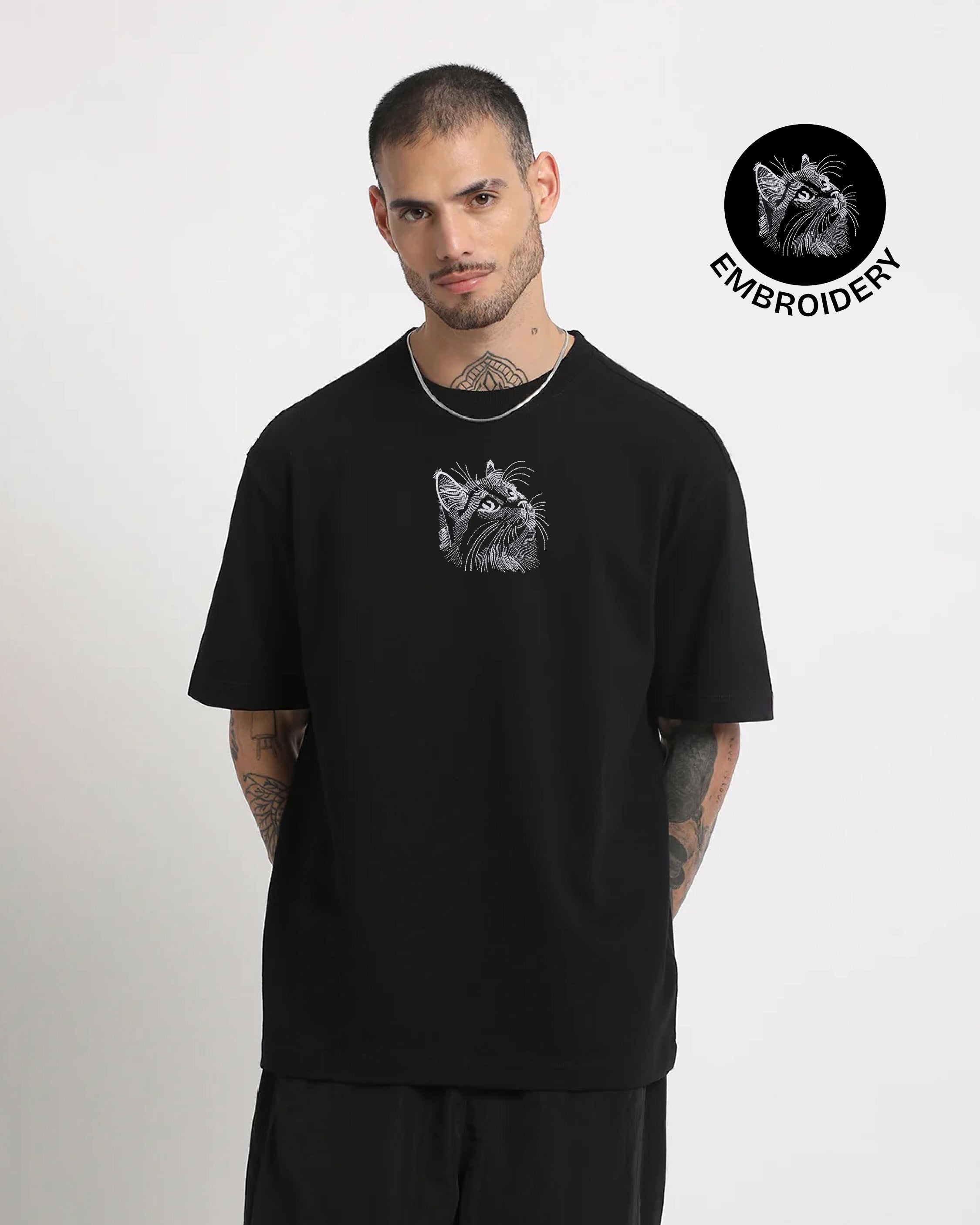 Cat Embroidery Black Oversized T-Shirt