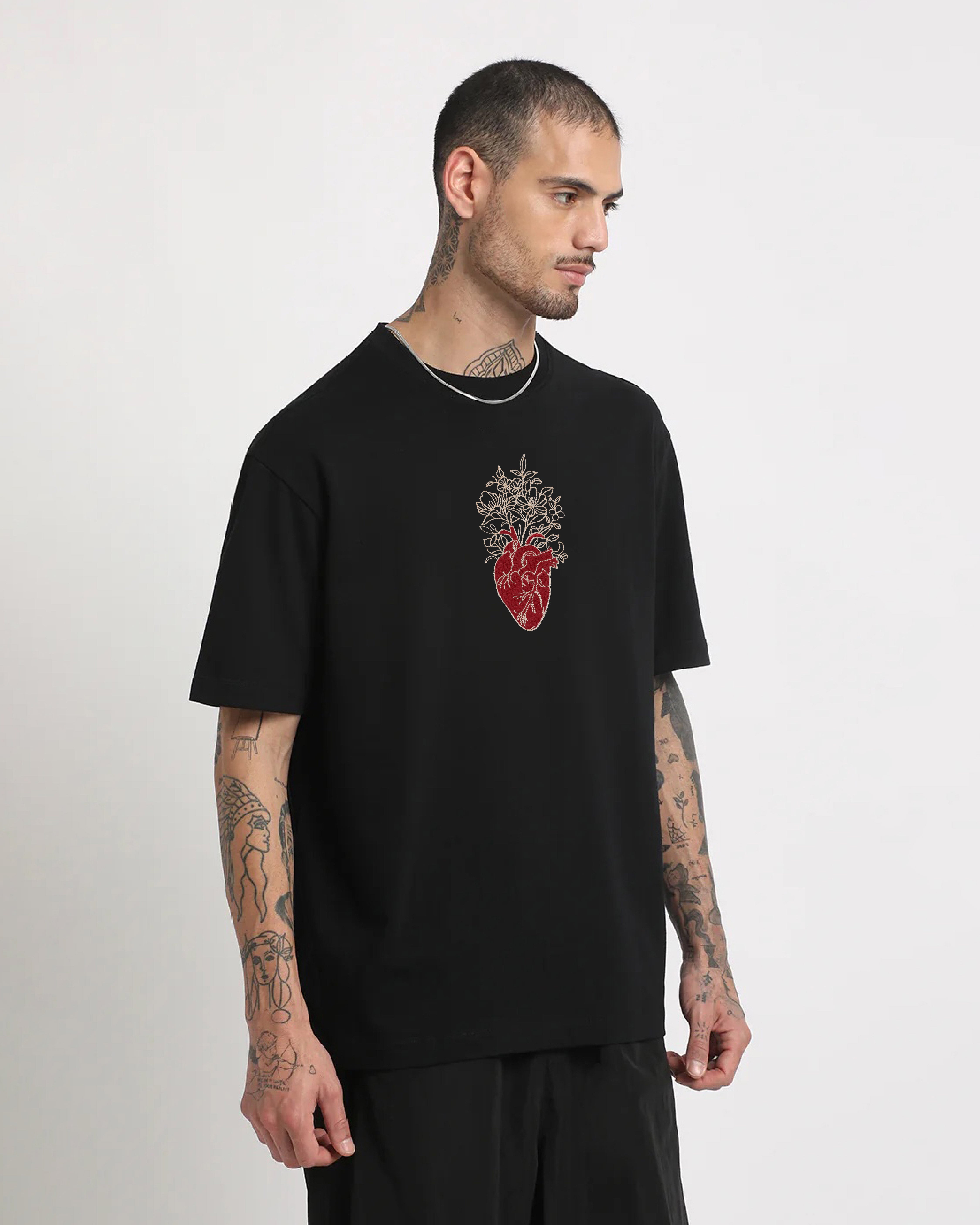 Floral Heart Embroidery Black Oversized T-Shirt