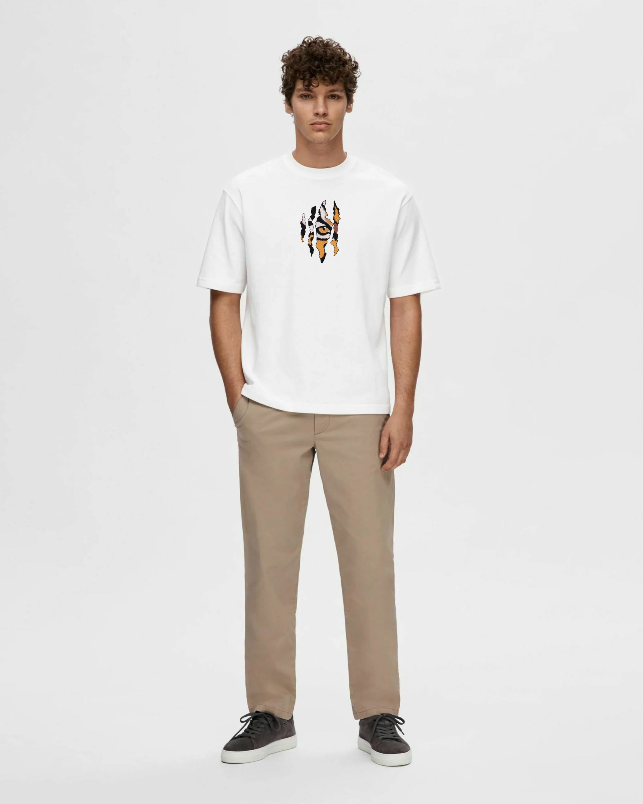 Tiger Eye Embroidery White Oversized T-Shirt