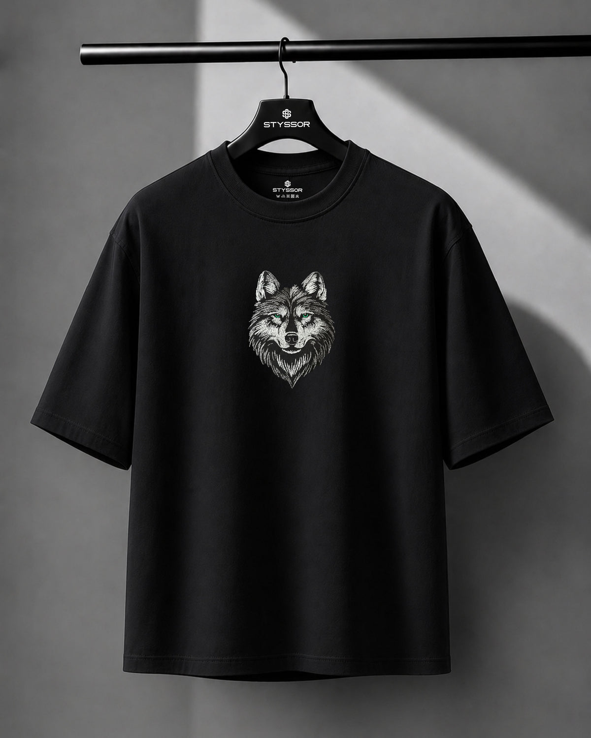 Wolf Face Embroidery Black Oversized T-Shirt