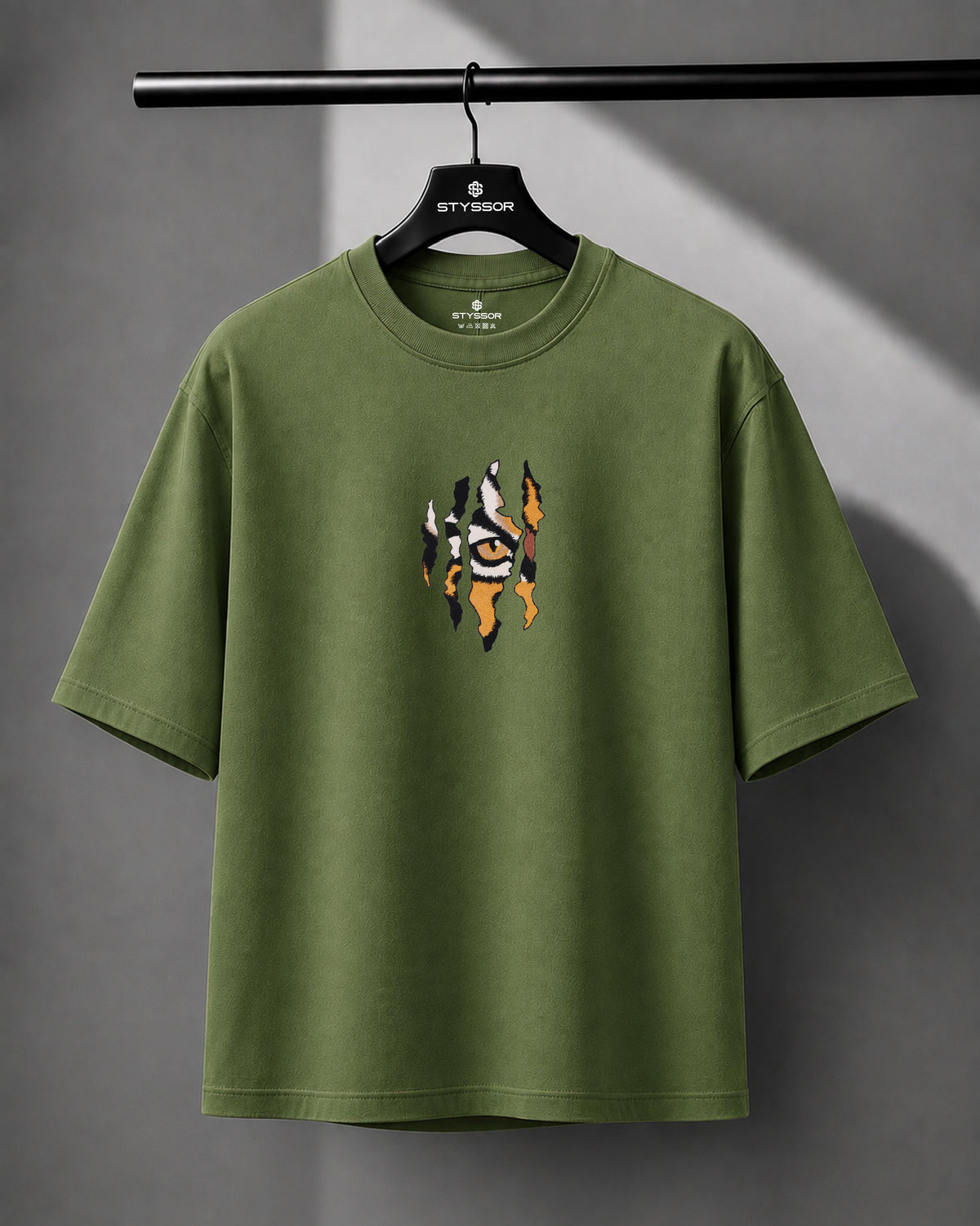 Tiger Eye Embroidery Green Oversized T-Shirt