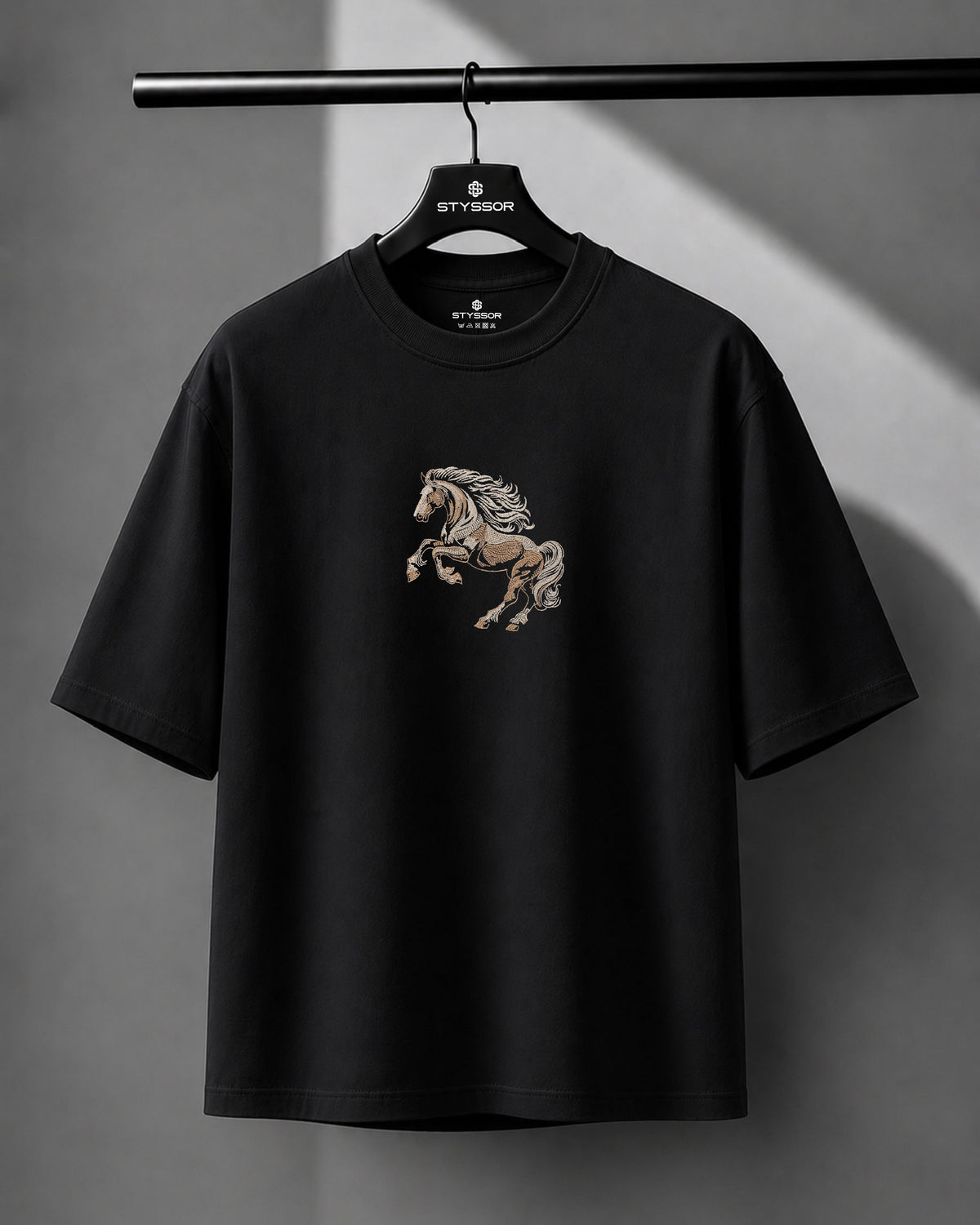 Noble Horse Embroidery Black Oversized T-Shirt