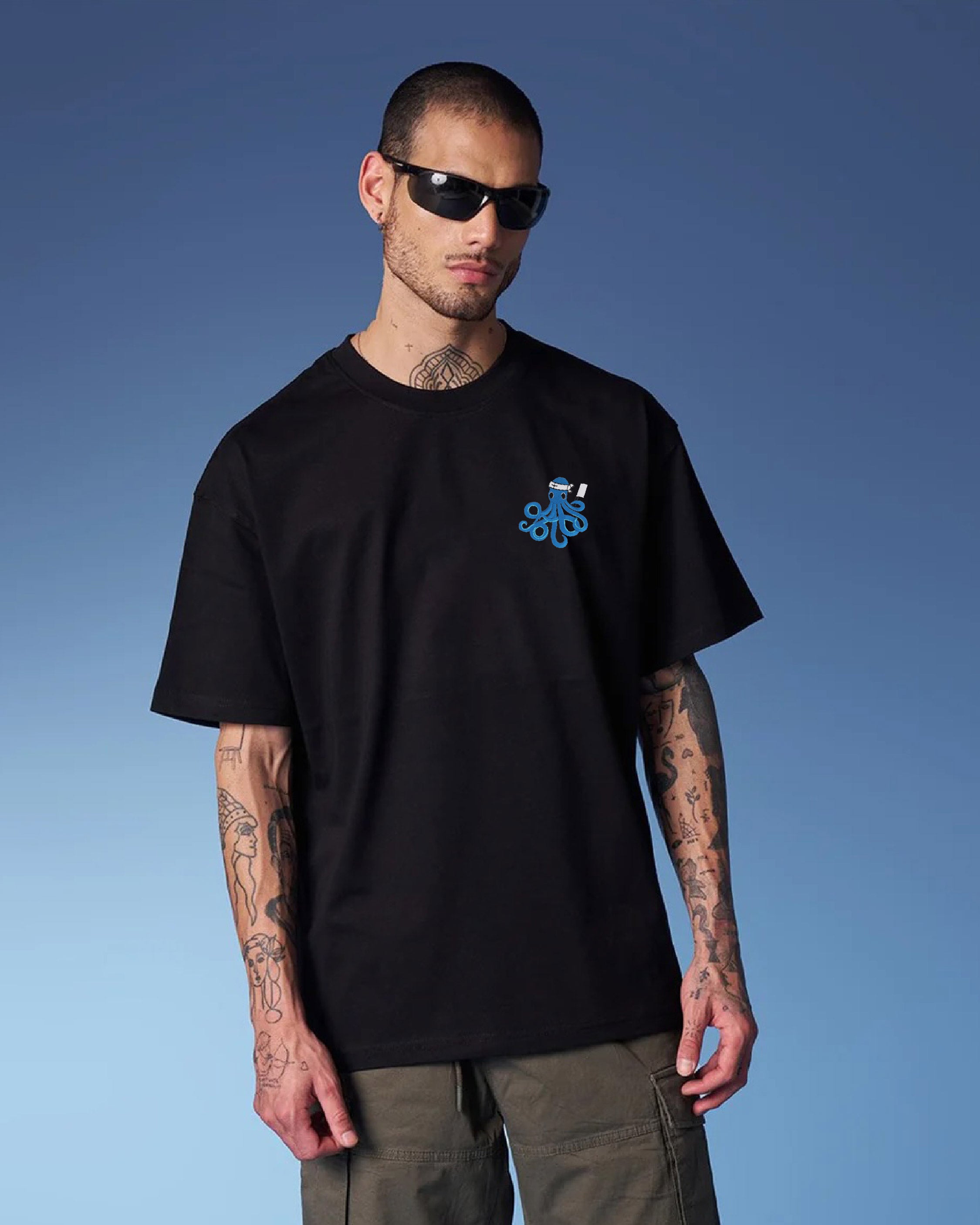 Octopus Wildlife Embroidery Oversized T-Shirt